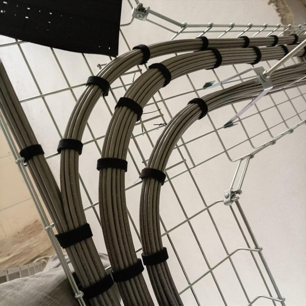 Cableado estructurado en bandeja portacables